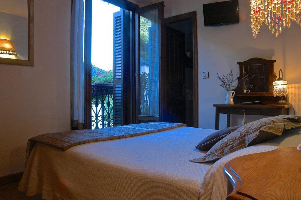 Hotel Casa Frauca Sarvisé Quarto foto